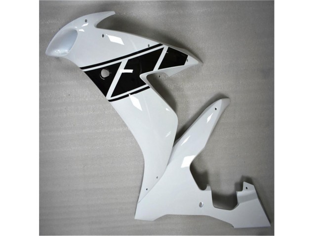 Carene & Plastica R1 04-06 - Bianco Nero Carene & Plastica R1 04-06 - Bianco Nero